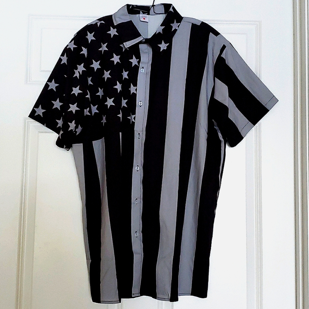 💥 American Flag button down shirt